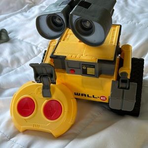 Wall-E remote control toy with sounds
